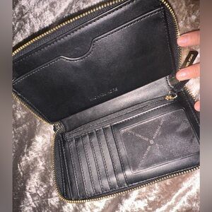 Michael kors black wallet
